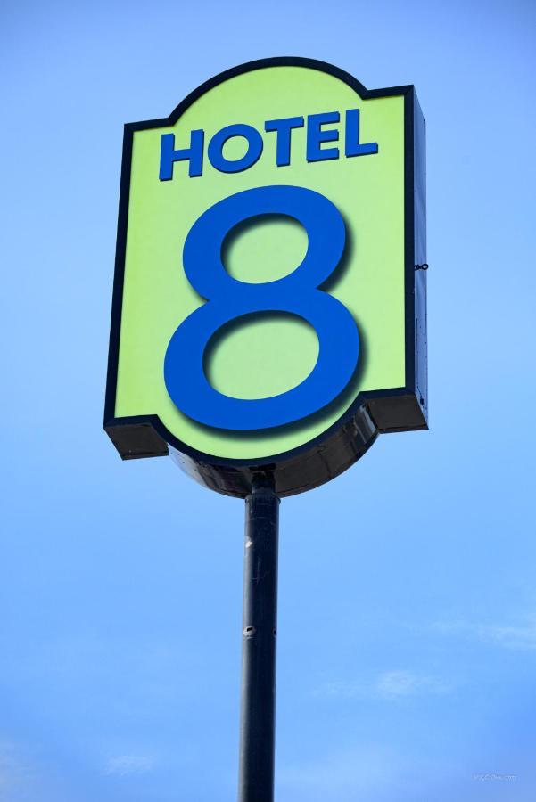 Hotel 8 Fergus Falls Экстерьер фото