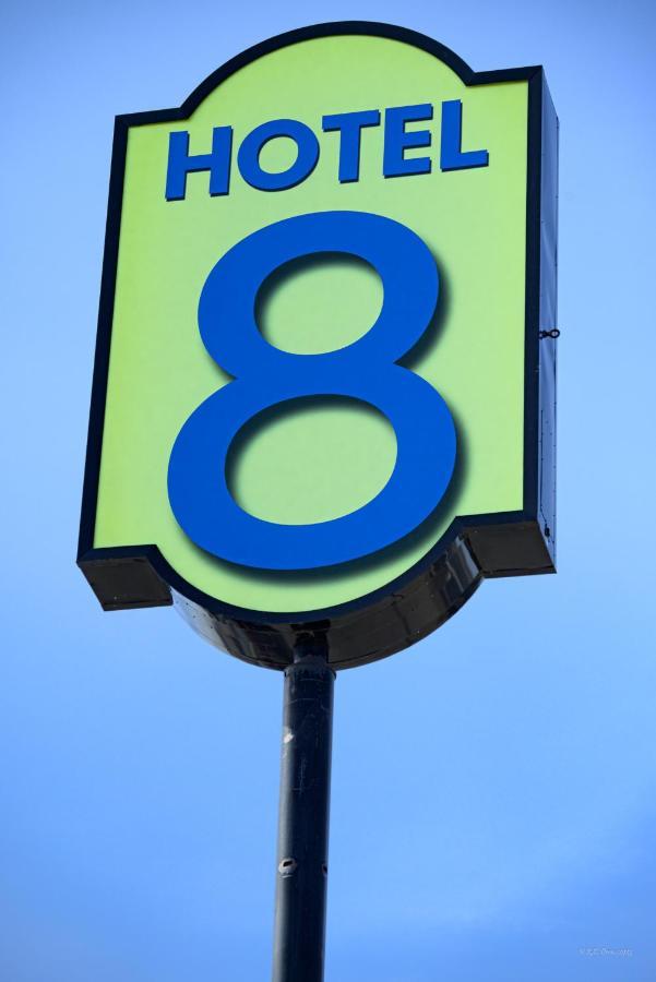 Hotel 8 Fergus Falls Экстерьер фото