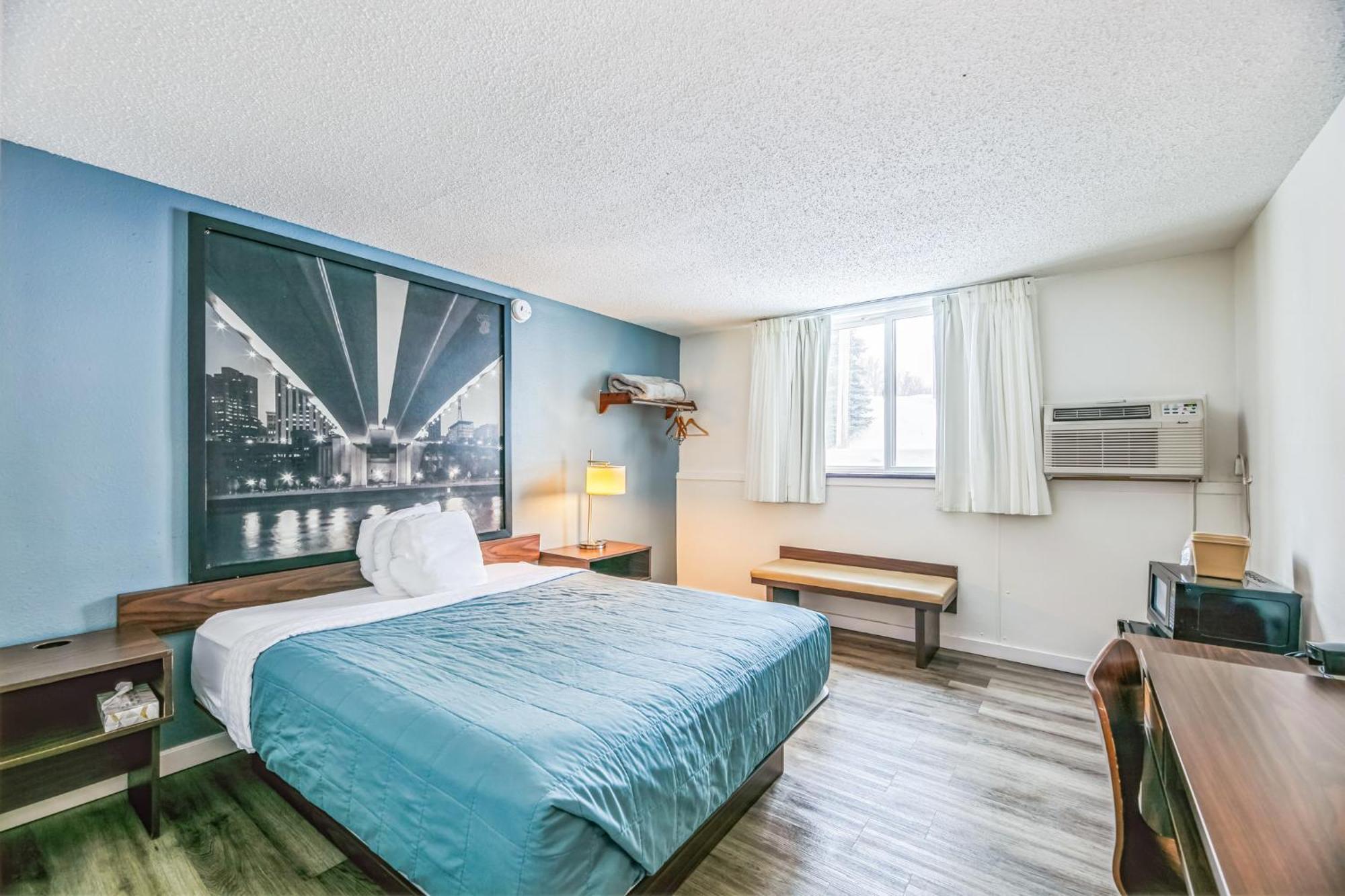 Hotel 8 Fergus Falls Экстерьер фото