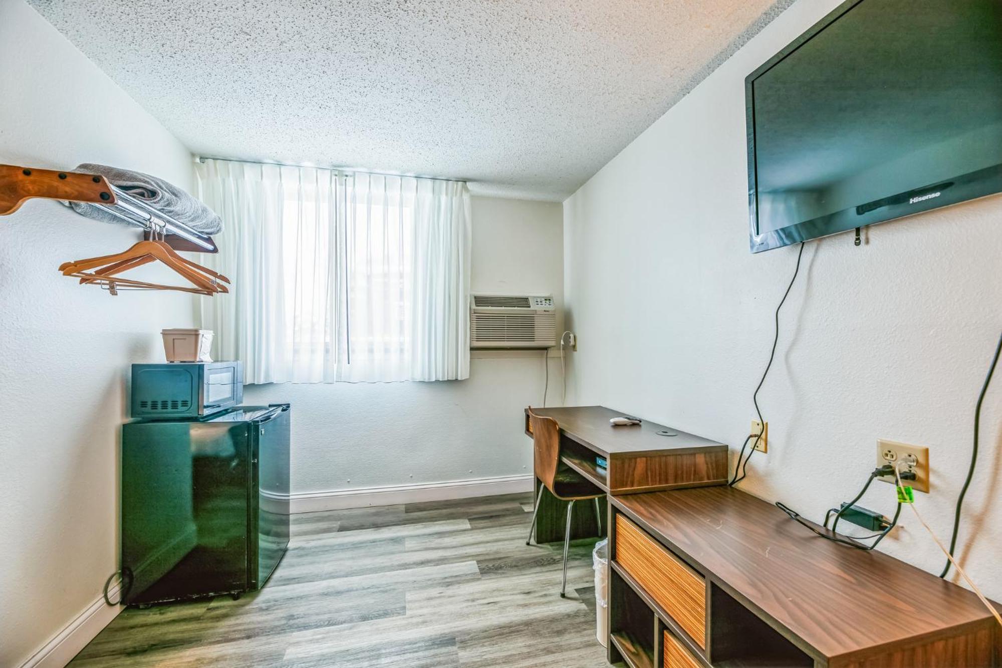 Hotel 8 Fergus Falls Экстерьер фото